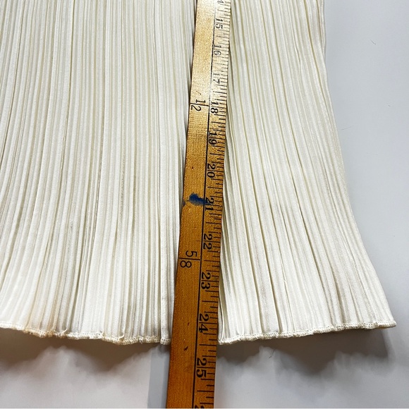 House of Harlow 1960 x Revolve Tyler Top in Ivory • Size Medium - Picture 6 of 7